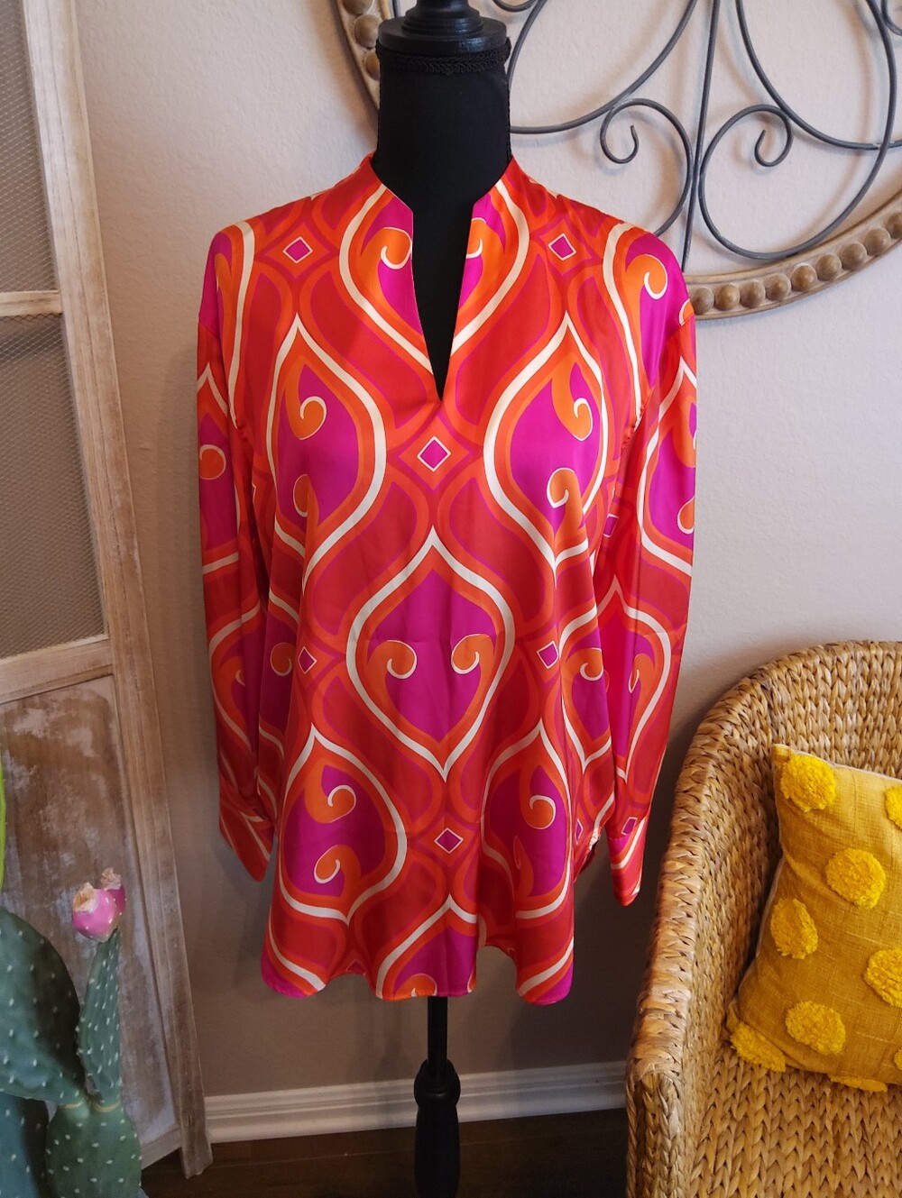 Renuar Pink & Orange Geometric V-Neck Tunic